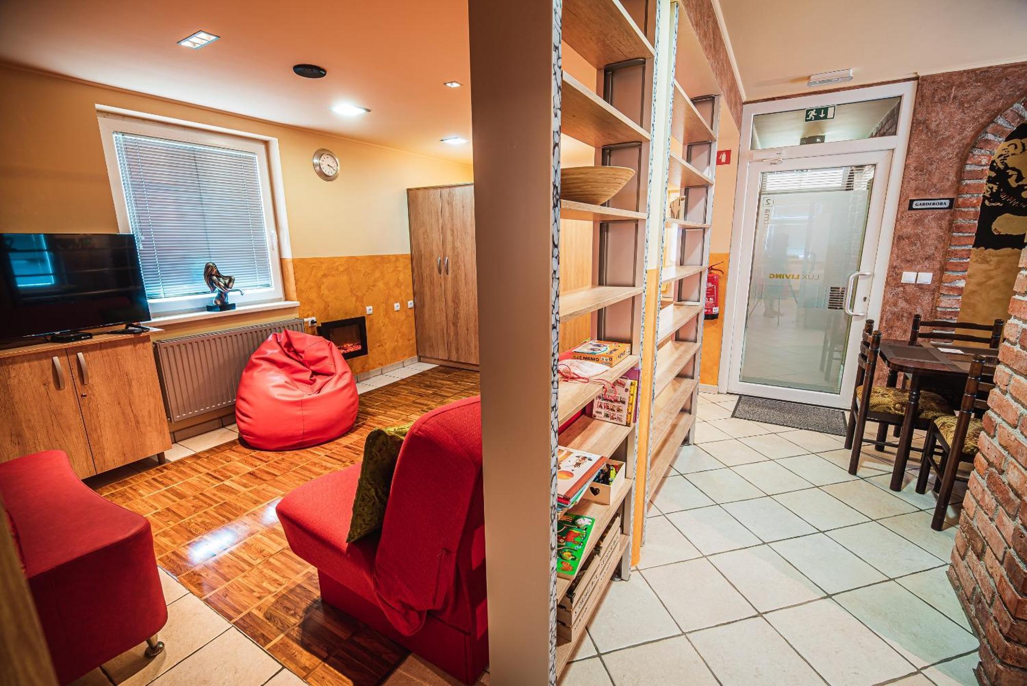 Lux Living Apartments Budic Near Terme Catez Brezice Room photo