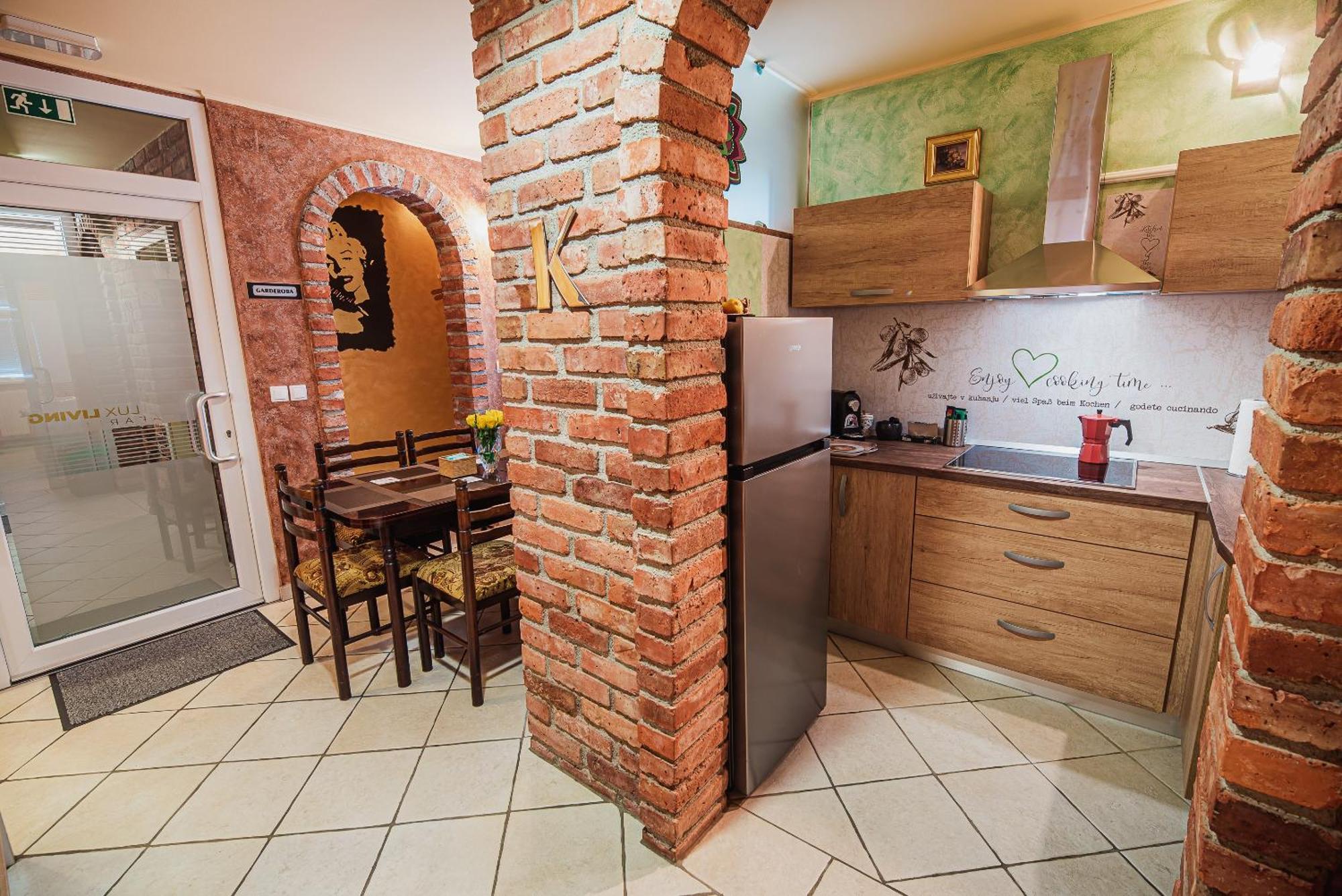 Lux Living Apartments Budic Near Terme Catez Brezice Room photo